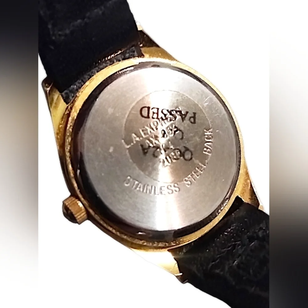 Vintage Women's LA Express Watch Gold Tone Blue Faceted Face Black Leather Band - Picture 6 of 6